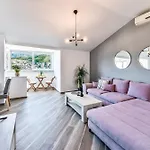Apartment Antonija With Sea View